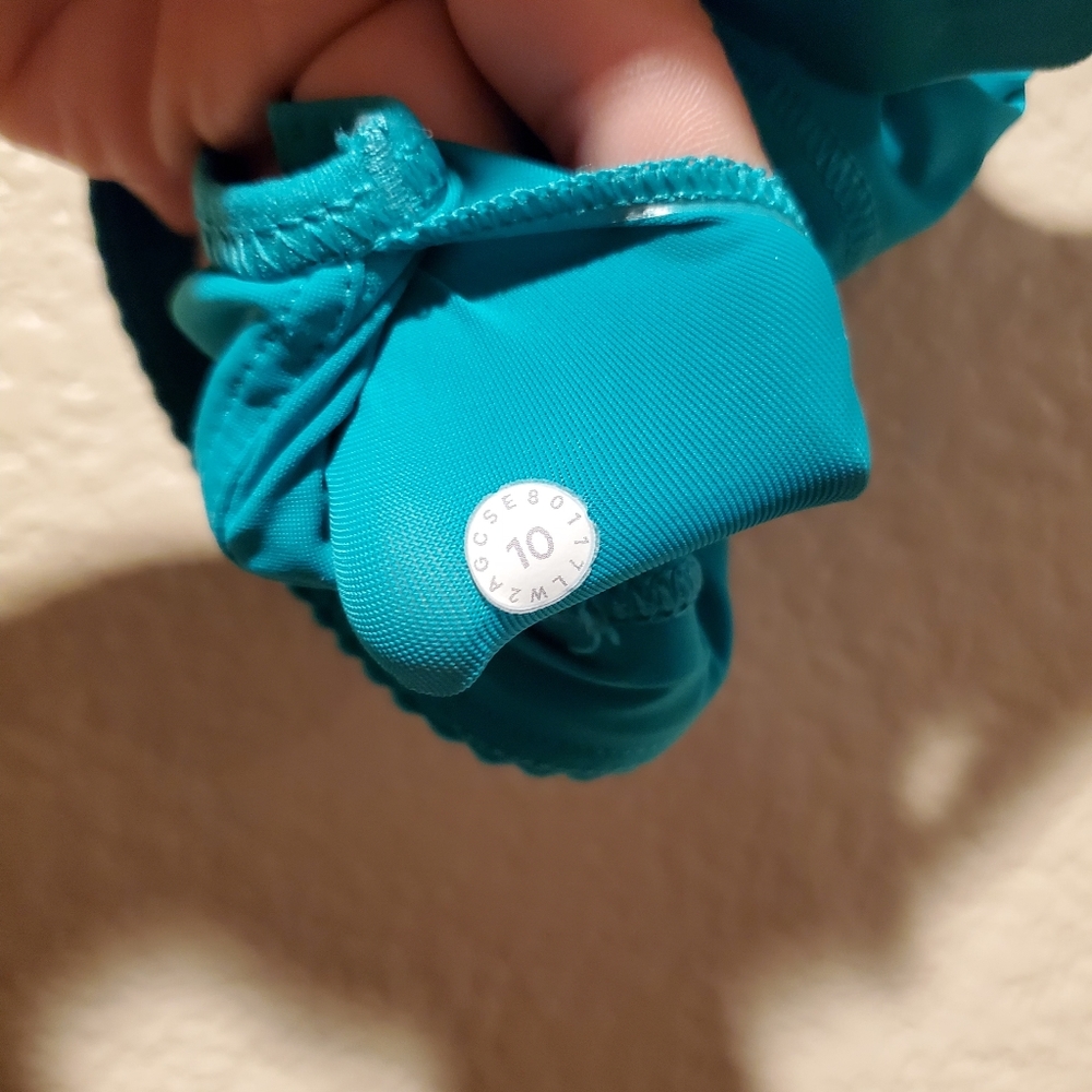 Lululemon bra - Picture 4 of 5